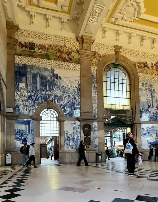 The story of Porto behind its tiles - Practical Details & Value