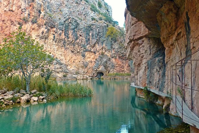 The Suspension Bridges of Chulilla From Alicante - Exploring the Natural Beauty of Chulilla