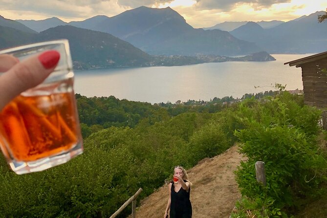 The Sweet Life Hike to Mountain House With Lake View Aperitivo - Booking Information