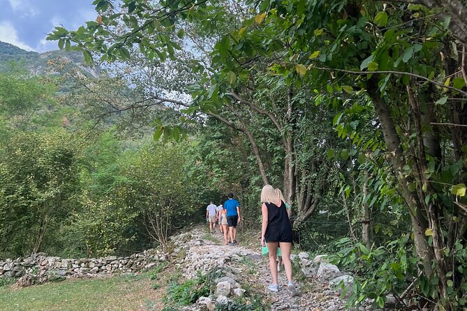 The Sweet Life Hike to Mountain House With Lake View Aperitivo - The Sum Up