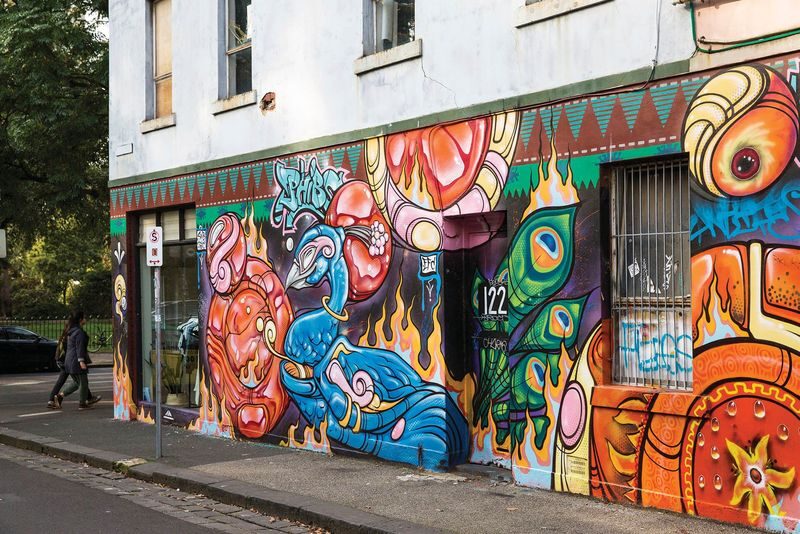 The Taste of Melbourne: Laneways, Boroughs, Bites and Brews - Strawberries and chocolate in the gardens