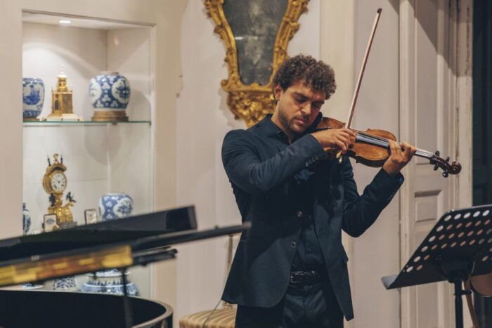 The Three Tenors in Sorrento: Opera Arias, Naples and Songs - Frequently Asked Questions