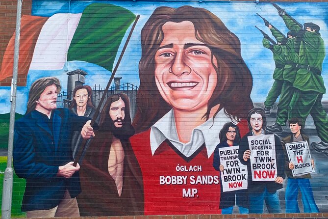 The Troubles and Iconic Black Taxi Driver Private 2 Hrs Tour - Reviews