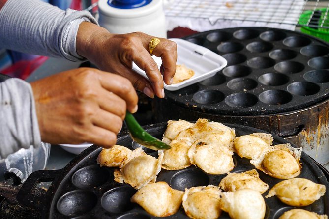 The Truly Charming Side of Bang Rak - Exploring the Vibrant Streets of Bang Rak