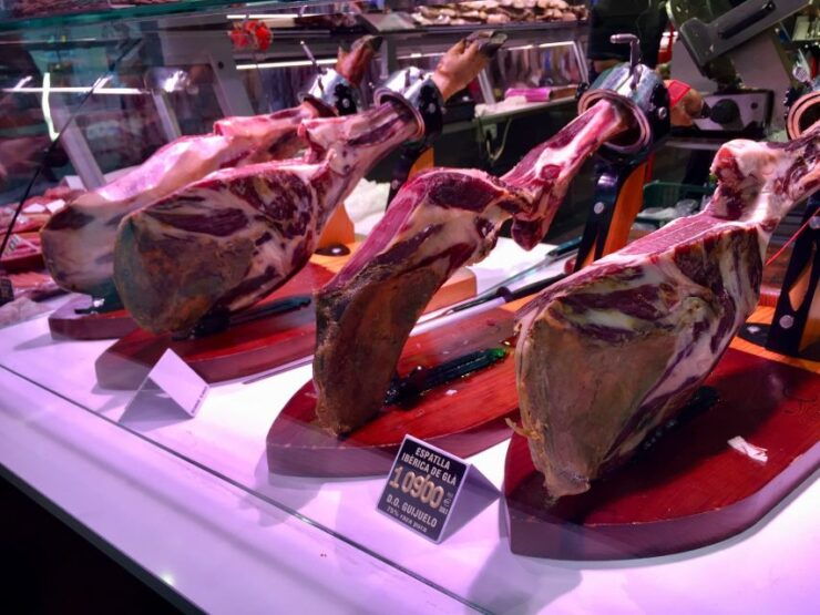 The Typical Catalan Spanish Market Lunch in Barcelona - Market Exploration in Barcelona