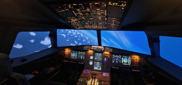 The Ultimate Airbus A320 Flight Simulator Experience - Group Bookings