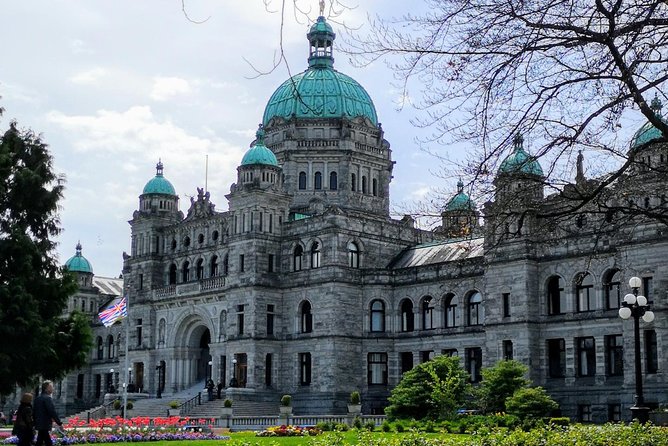 The Ultimate Group Package Tour of Victoria - Tour Overview and Highlights