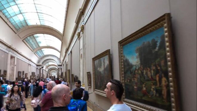 The Ultimate Louvre Experience (Options: Breakfast & Cruise - Secret Entrance to the Louvre Museum