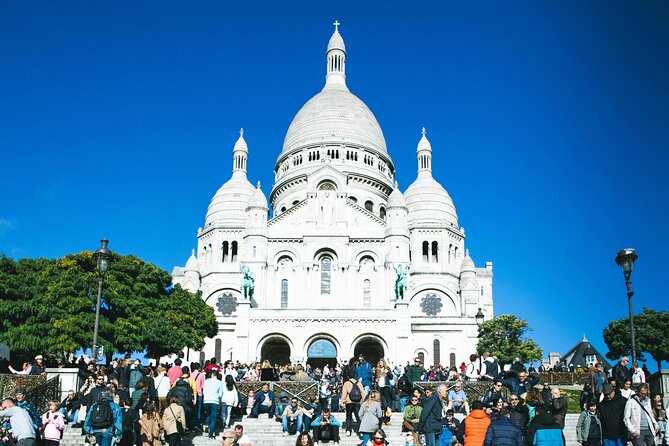 The Ultimate Montmartre Semi-Private Walking Tour & Sacre Coeur - Minimum Traveler Requirement