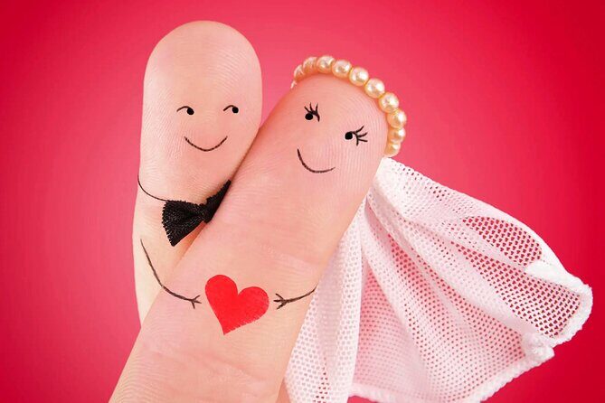 The Ultimate PRETEND Wedding Experience - Who Is This Tour Best For?