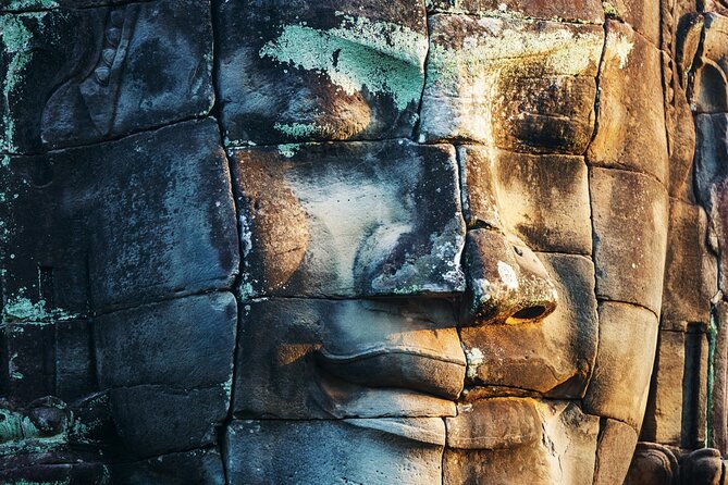 The Unmissable Realm of Angkor Thom - Bayon Temples Intriguing Carvings