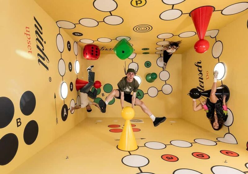 The Upside Down Berlin: Early Morning Ticket - Good To Know