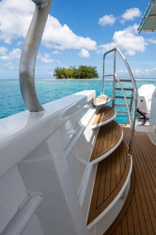 The Vanilla tour of Taha'a in a comfy outrigger canoe - Good To Know  