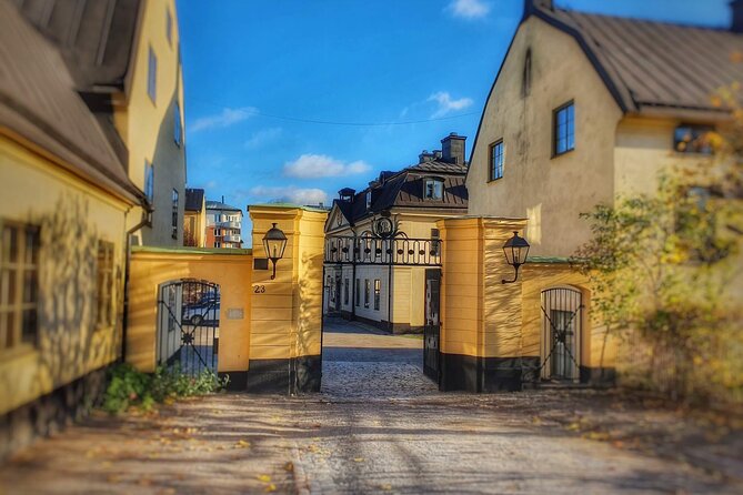 The Weavers Children and Barracks on Södermalm - Overview of the Weavers Children and Barracks Tour
