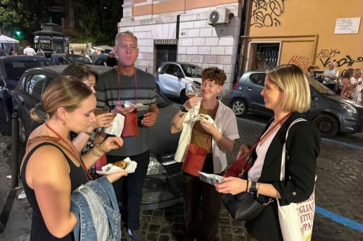 The Wine Private Tour in Rome (Trastevere) - Language Options and Tour Inclusions