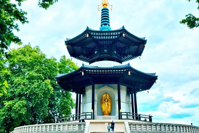 The World in One City: One Day Across the Globe - Evening in Tokyo