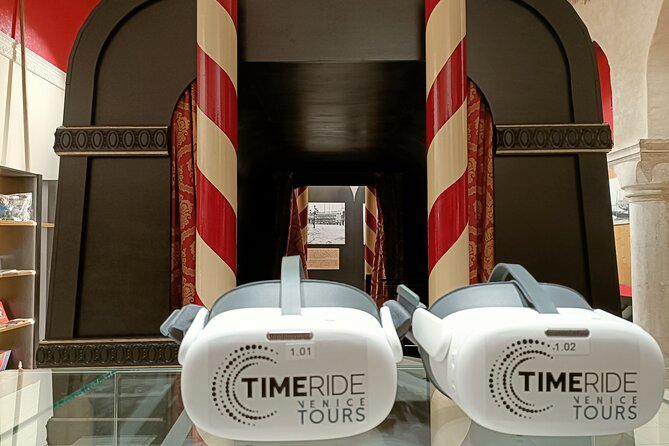 The Yard of Venice Gallery - Location and Overview