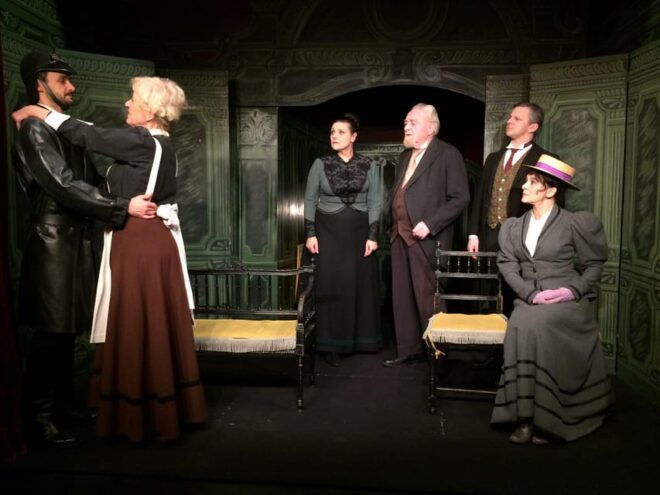 Theatre in Paris: the Bald Soprano (La Cantatrice Chauve) - Accessibility Features
