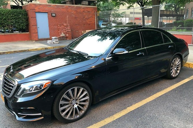 Theatre Luxury Car Service From Hotel to Broadway Theatre Round Trip Service - Service Details and Availability