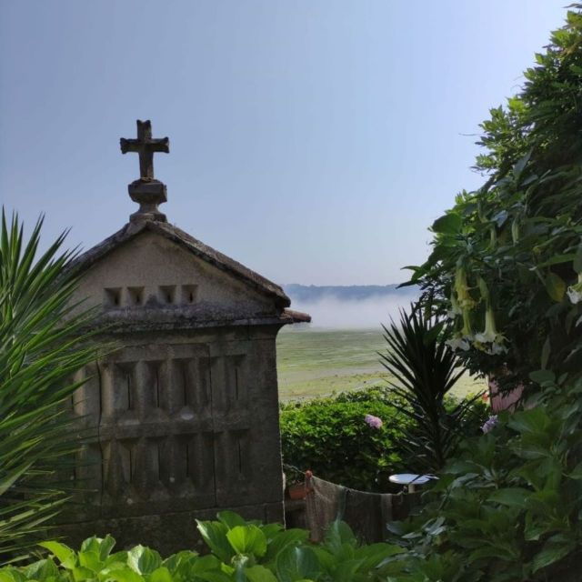 Theatrical Combarro - Frequently Asked Questions