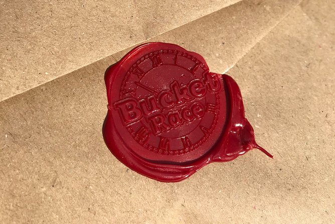 Theatrical Scavenger Hunt, With a Character Host - Meeting and Pickup