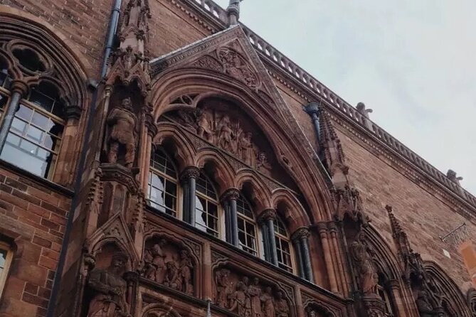 Theatrical Tour in Spanish New City Edinburgh - Meeting and Pickup Details