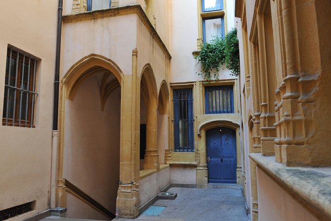 Theatrical Tour of Old Lyon - Culinary Delights in Old Lyon