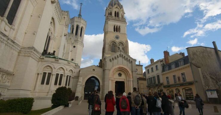 Theatrical Visit From Fourvière to Vieux-Lyon - Tour Overview