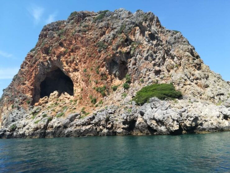 Theodorou Island Half-Day Powerboat Tour Morning or Sunset - Highlights