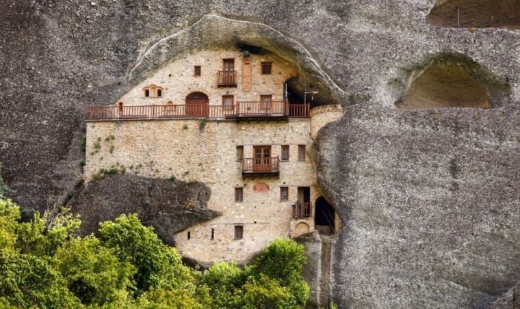 Thessaloniki: 2-Day Meteora Trip with Guided Tours and Hotel - Authenticity and Hidden Gems