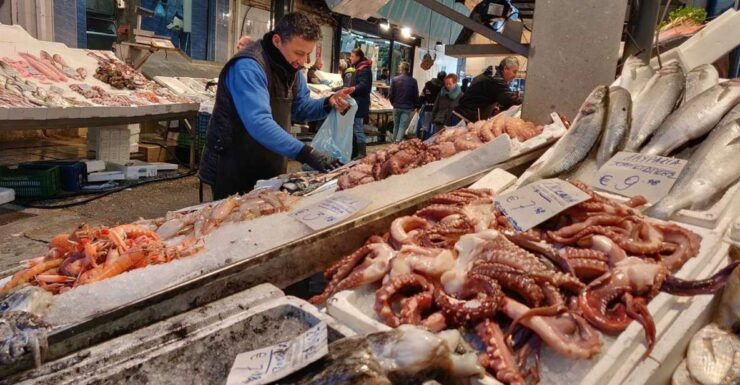 Thessaloniki: Guided Walking and Food Tour With Drinks - Experience Highlights
