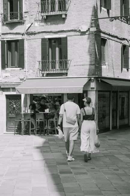 Thessaloniki: Photoshoot with a Private Photographer - Discovering Thessaloniki with a Private Photographer: What to Expect