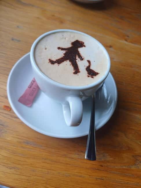 This is what made Dortmund rich to this day. Westenhellweg: Tour including a drink - A Closer Look at the Dortmund Westenhellweg Tour