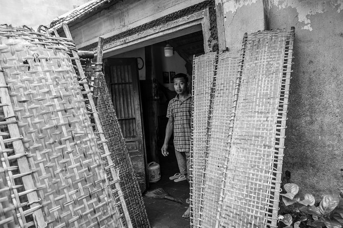 Tho Ha Handicaft Village - Private Hanoi Photo Tour - Exploring the Riverside Village