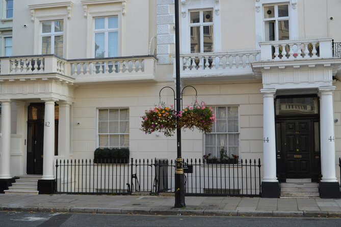 Thomas Cubitt's Pimlico: A Self-Guided Walking Tour - Iconic Landmarks and Architecture