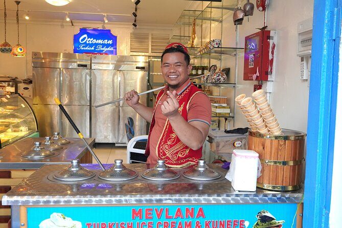 Thread of Faith and Fabric: Singapore Kampong Glam Walking Tour - Why Youll Love This Tour