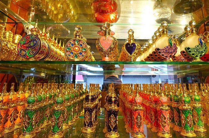 Thread of Faith and Fabric: Singapore Kampong Glam Walking Tour - FAQ