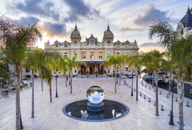 Three Countries on the Riviera in One Day ! - Monaco: Princes Palace and Formula 1 Thrills
