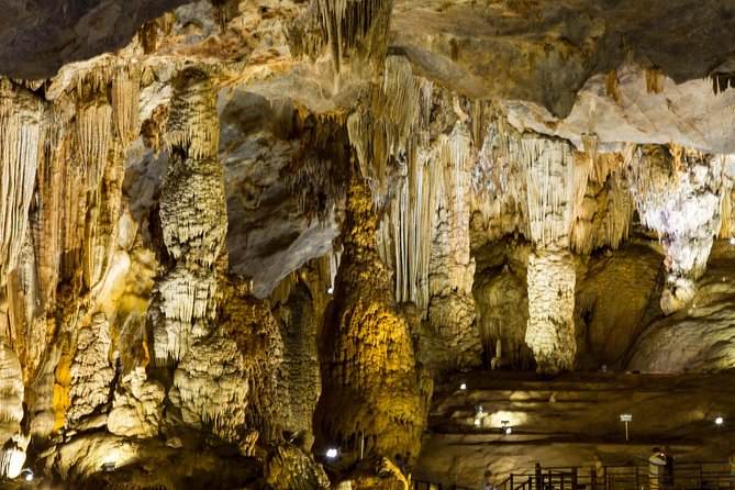Three-Day Hue, Vinh Moc & Paradise Cave Tour From Da Nang - Inclusions