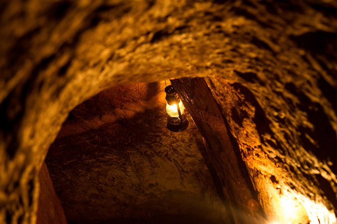 THREE-DAY HUE, VINH MOC & PARADISE CAVE TOUR FROM Hoi An - Tour Itinerary