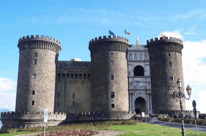 Three-Hour Historic Naples Walk - Introducing the Experience