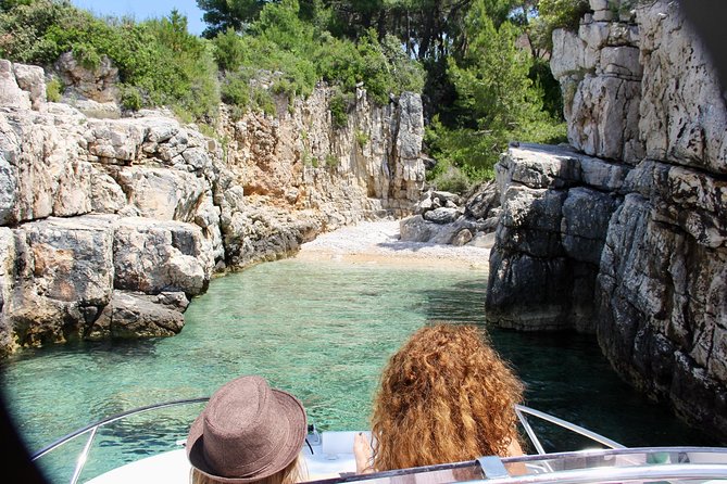 Three Islands Private Speedboat Tour With Blue Lagoon Stop - The Sum Up