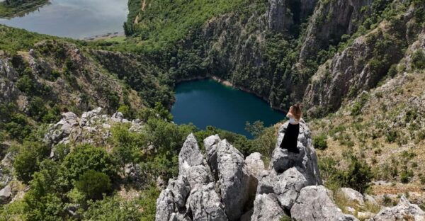 Three Lakes Jeep Adventure:Explore Green, Red & Blue Wonders - Booking and Cancellation Policy