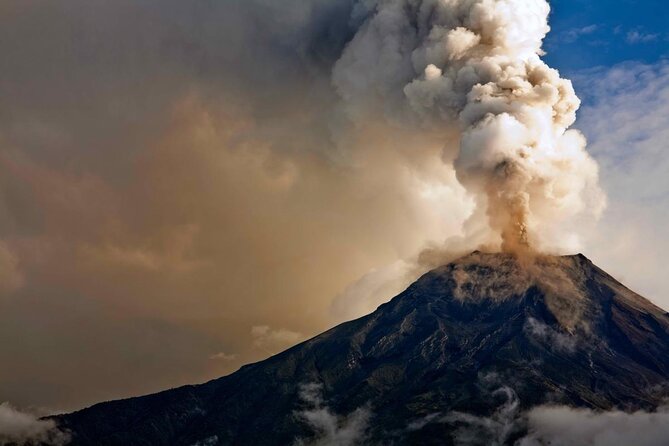 Thrilling Adventure Through Avenue of the Volcanoes - Exciting Activities Along the Route
