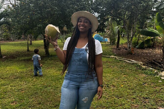Thrilling farm adventure in Trelawny - Thrilling Farm Adventure in Trelawny: Authentic Jamaican Farming Experience