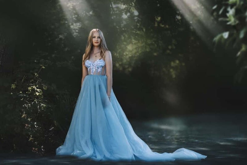 Thun: Fairytale Castle Photoshoot with Makeup and Styling - The Itinerary: From Train Station to Fairytale Photos