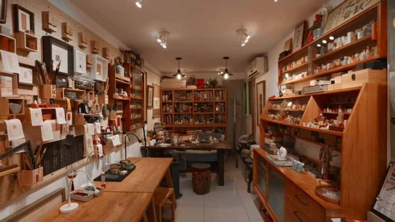 Tiananmen Square: Hands-on experience Chinese Seal Carving - Authentic Insights from Reviewers