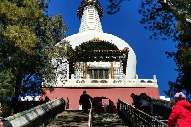 Tiananmen Square & the Forbidden City , Beihai Park Layover - Meeting and Pickup