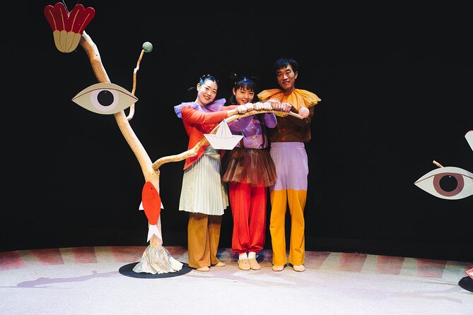 Ticket to Daehakro- NeNeNe the Musical in Seoul - Plot and Themes of the Musical