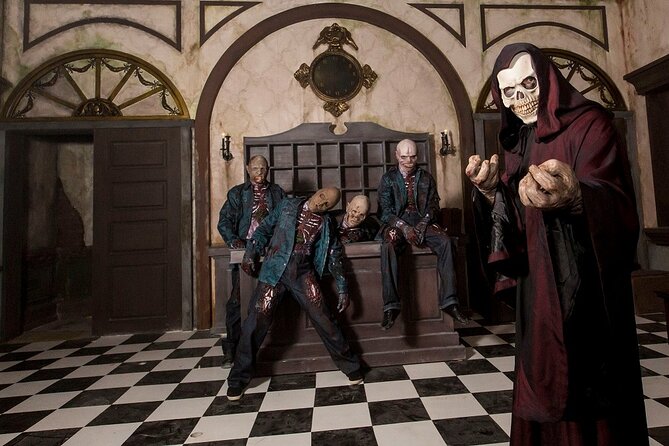 Ticket to IMG World of Adventure With Transfer From Dubai - Opening Hours